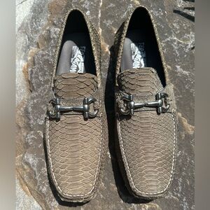 Salvatore Ferragamo men’s Parigi python driving Loafers . Brand new , size 9 EE